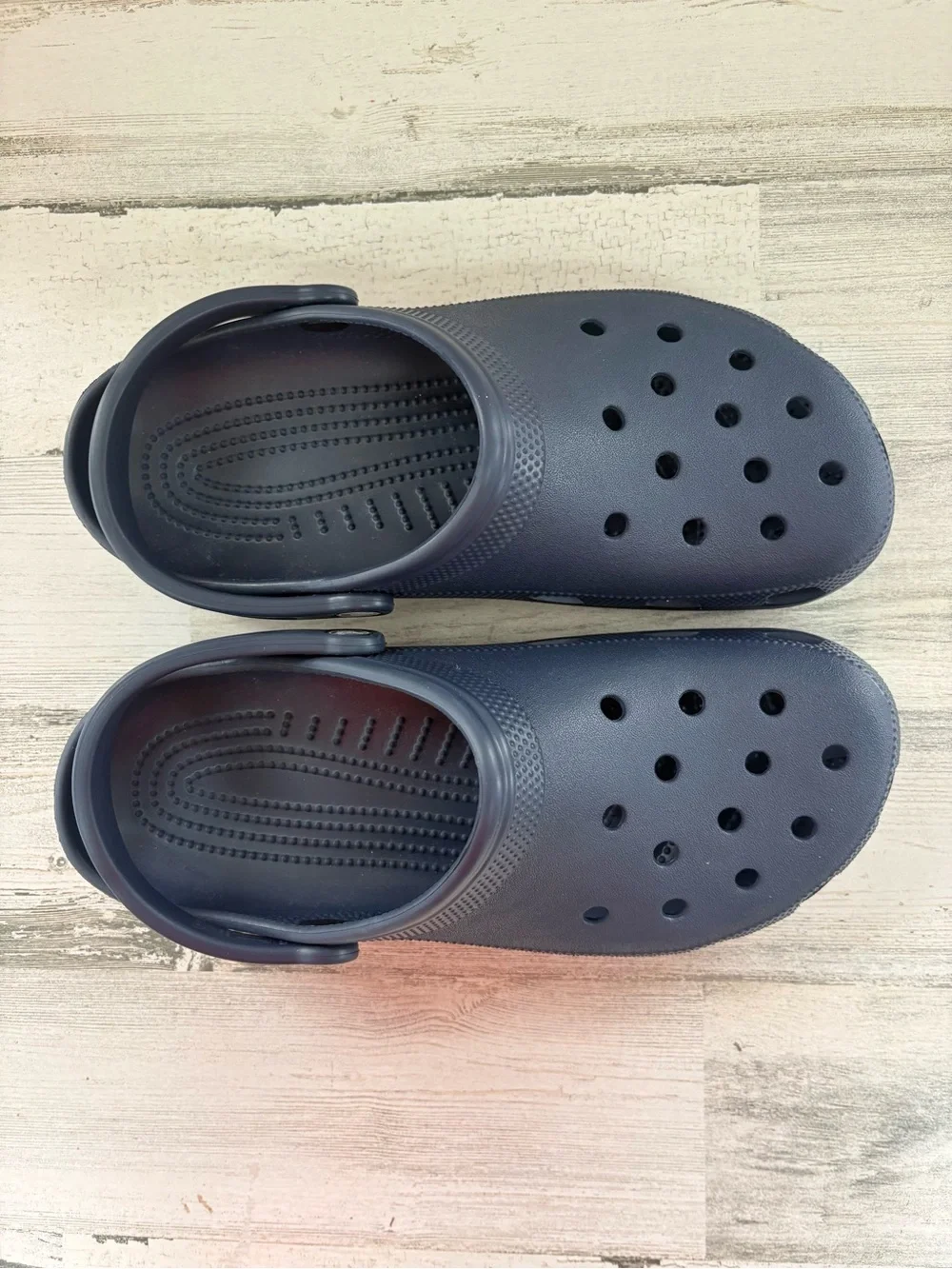 CROCS Classic Clog Unisex Men’s Size 10 Women’s Size 12 Slip On With Back Strap